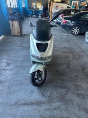 Peugeot Elyseo 125 2005-thumb-2