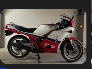 YAMAHA RD/RZ 250/350,FERING κομπλε,μουτρο,πλαινα,καρινες,βαση φερινγκ,φαναρι εμπρος,ζελατινα,καθρεφτες,φτερο πίσω βαση πινακιδας,4 φλας,