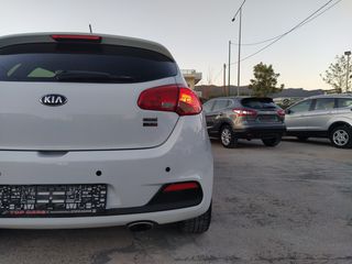 Kia Ceed / cee'd 2013 1.6 CRDi Cool-thumb-9