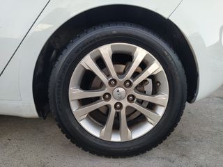 Kia Ceed / cee'd 2013 1.6 CRDi Cool-thumb-35
