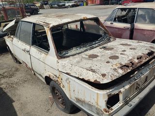 Bmw 2002 1973-thumb-2