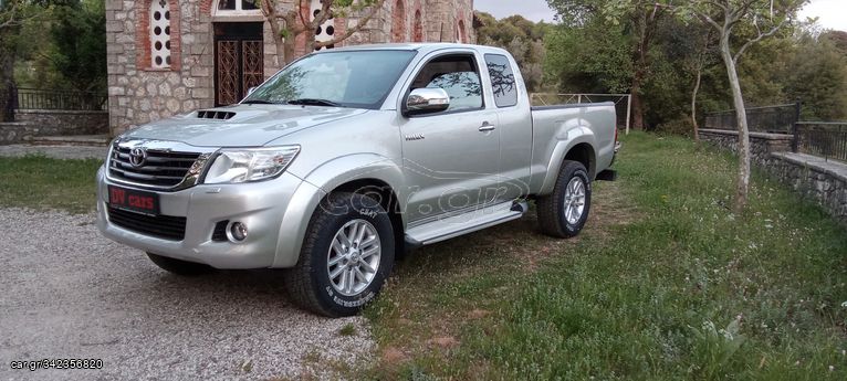 Toyota Hilux '15  Xtra Cab 2.5  4x4