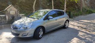 Opel Astra '12 J