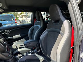 Mini John Cooper Works 2020 GP3-thumb-40