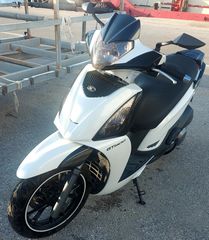 Kymco People GT 300i '14