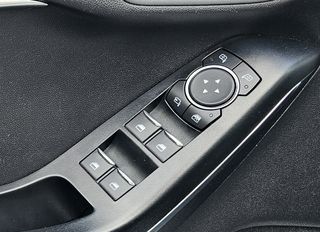 Ford Fiesta 2018  1.0 EcoBoost Vignale -thumb-17