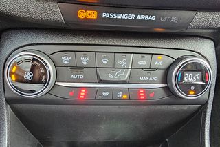 Ford Fiesta 2018  1.0 EcoBoost Vignale -thumb-30