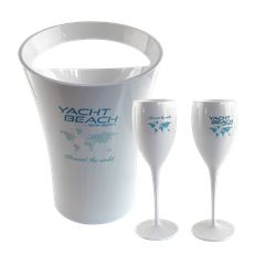 YACHTBEACH CUPS & BUCKETS