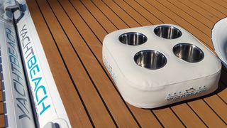 YACHTBEACH FLOATING 5 CUP HOLDER