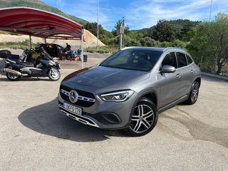 Mercedes-Benz GLA 200 '20