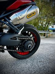 Triumph Speed Triple 1050 2011-thumb-7