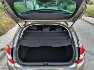 Citroen C4 2011-thumb-9