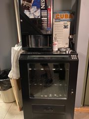Αυτόματος πωλητής Cafe-Ψυγείο Με κερματοδέκτη που δίνει ρέστα.