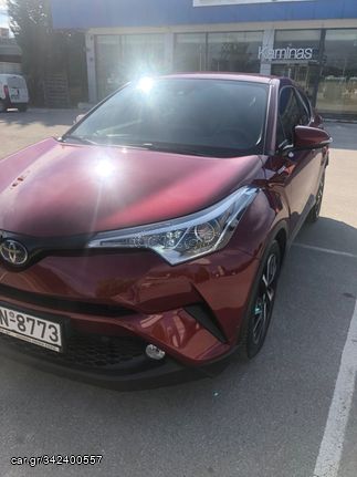 Toyota C-HR '19  1.8 Hybrid Style Selection