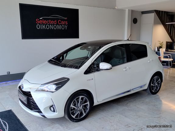 Toyota Yaris '17 1.5 Hybrid Chic Edition*Panorama*