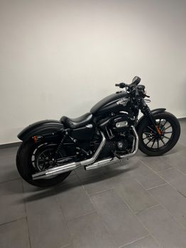 Harley Davidson Iron 883 '11 XL883N