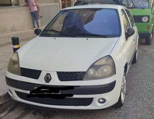 Renault Clio '03