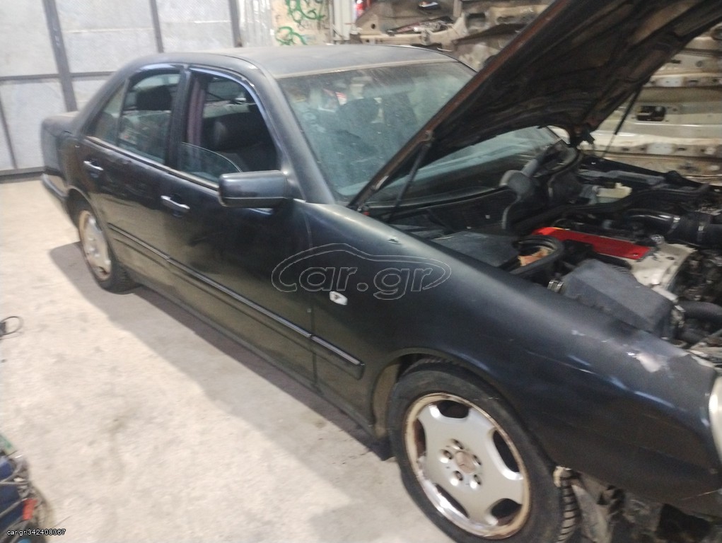 MERSEDES E200KOMPRESSOR W210 ΚΟΜΜΆΤΙ ΚΟΜΜΆΤΙ 