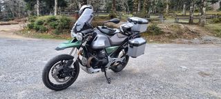 Moto Guzzi V 85 TT '22 Centenario