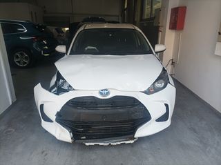 Toyota Yaris '23 1.5 Active plus Hybrid