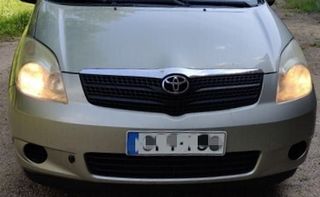 COROLLA VERSO 03' 1.6 ΝΤΟΥΛΑΠΆΚΙ ΙΩΑΝΝΊΔΗΣ
