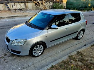 Skoda Fabia '10 Sportline 16V