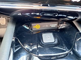Honda HR-V 2016 1.6 i-DTEC Elegance 120hp FULL EXTRA-thumb-36