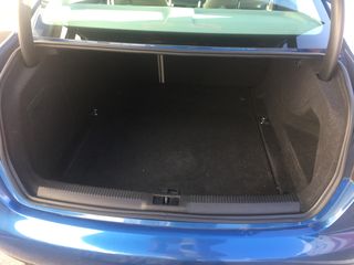 Audi A4 2011-thumb-8