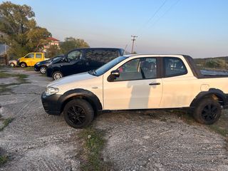 Fiat Strada 2012-thumb-1
