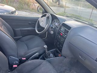 Fiat Strada 2012-thumb-4