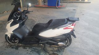 Kymco Downtown 300i 2012