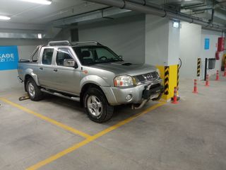 Nissan Navara '03