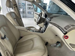 Mercedes-Benz E 500 2003 AVANTGARDE-thumb-29
