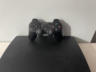 PS3 Slim + Controller