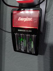 Energizer φορτιστής μπαταριών μαζί με μπαταρίες νέος