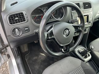 Volkswagen Polo 2015-thumb-9