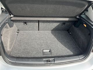 Volkswagen Polo 2015-thumb-12