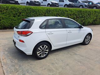Hyundai i 30 2017 1.6 CRDi Select-thumb-8