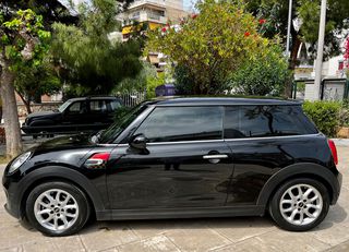 Mini Cooper D 2017 GR/96k km/ auto - KDP Garage-thumb-4