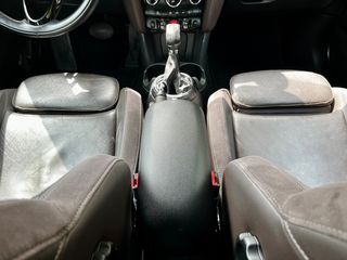Mini Cooper D 2017 GR/96k km/ auto - KDP Garage-thumb-37