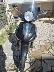 Piaggio Beverly 300i Tourer '10