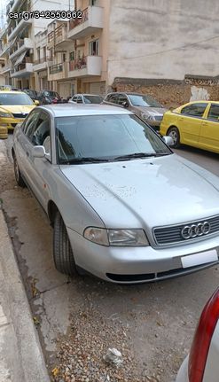 Audi A4 '95  1.6