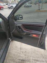 Jeep Cherokee 2004-thumb-5