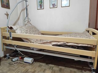 Κρεβάτι ηλεκτρικό Νοσοκομειακό, Τουαλέτα Τροχήλατη, Περιπατητήρας (Πι)