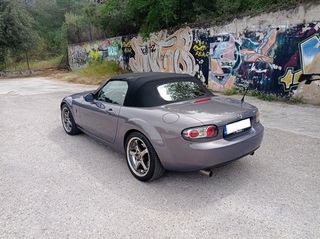 Mazda MX-5 '06 07G