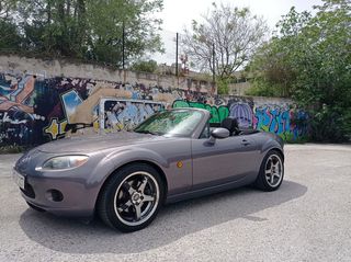 Mazda MX-5 '06 07G