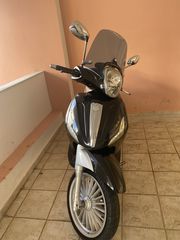 Piaggio Beverly 300i Tourer '11