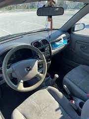 Mazda Demio 2001