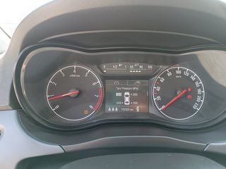 Opel Corsa 2018-thumb-8