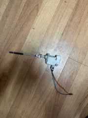ΜΑΓΝΗΤΙΚΗ ΠΟΡΤΑΚΙ ΡΕΖΕΡΒΟΥΑΡ 1J0810773B-thumb-1